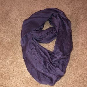 Infinity scarf